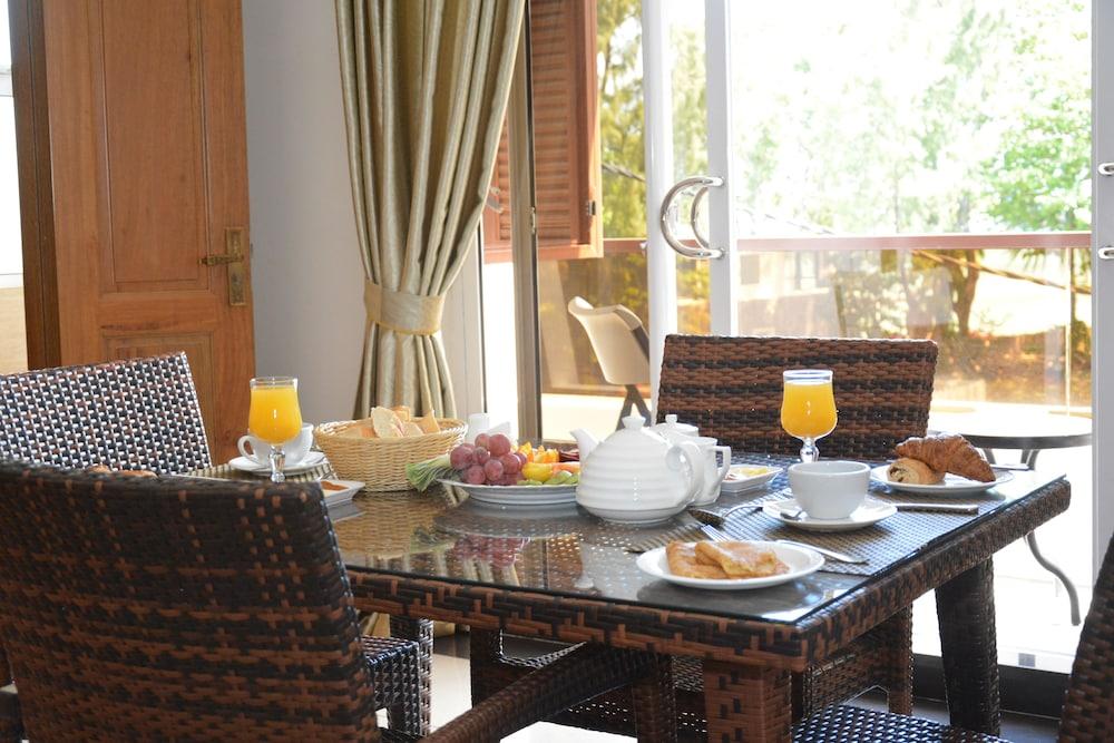 Bur Nas Beach Luxury Suite Pereybere Beach Zewnętrze zdjęcie
