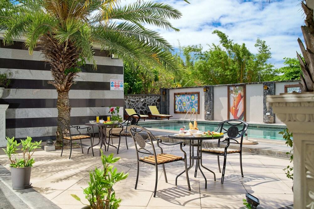 Bur Nas Beach Luxury Suite Pereybere Beach Zewnętrze zdjęcie