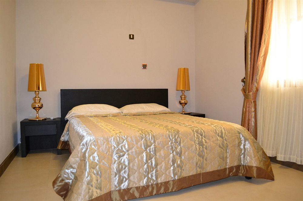 Bur Nas Beach Luxury Suite Pereybere Beach Zewnętrze zdjęcie